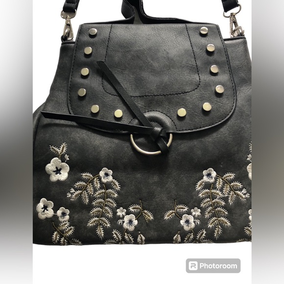 Allie Cross body purse - Picture 2 of 6